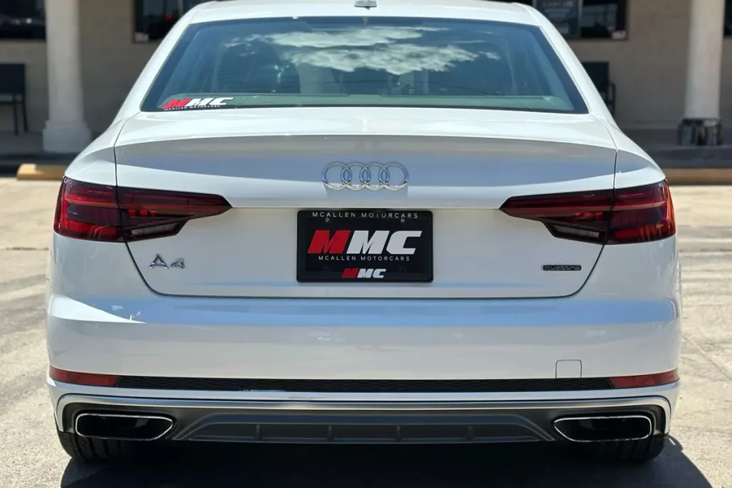 2019 Audi A4 Quattro Premium photo 1