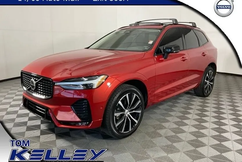 2024 Volvo XC60 B5 Plus photo 1