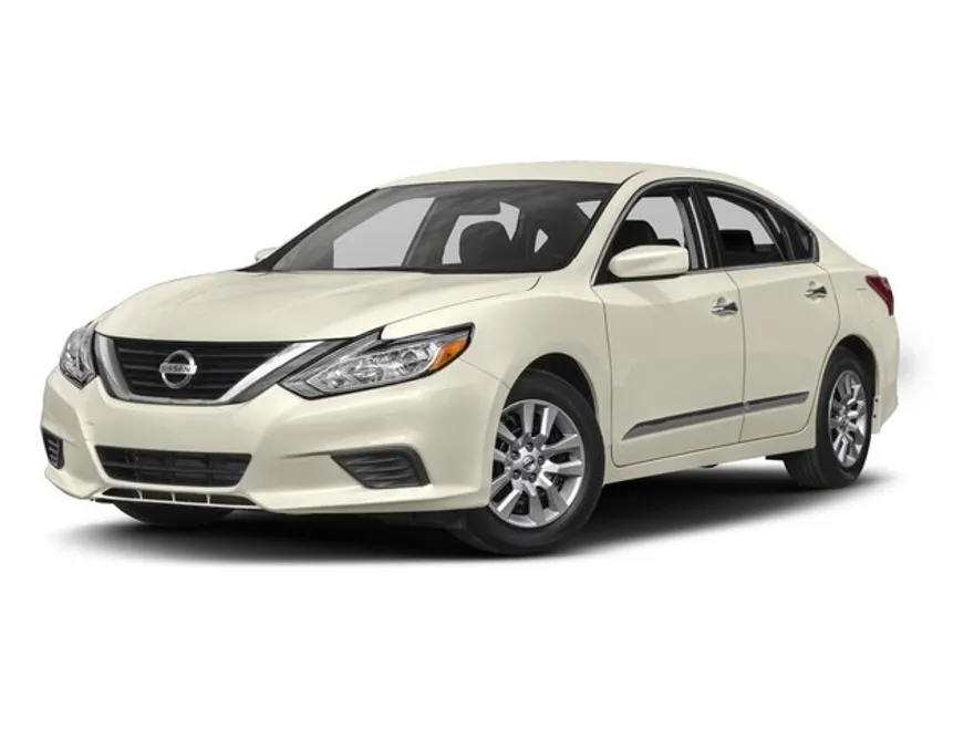 2017 Nissan Altima 2.5 SV photo 1