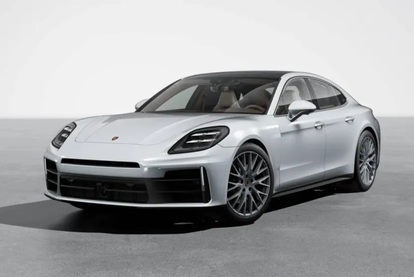 2026 Porsche Panamera 4 photo 1
