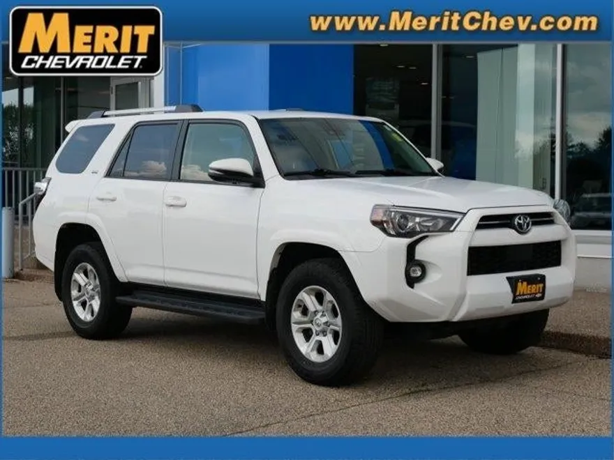2024 Toyota 4Runner SR5 Premium photo 1