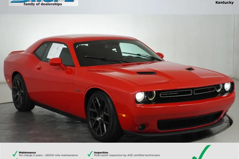 2018 Dodge Challenger R/T photo 1