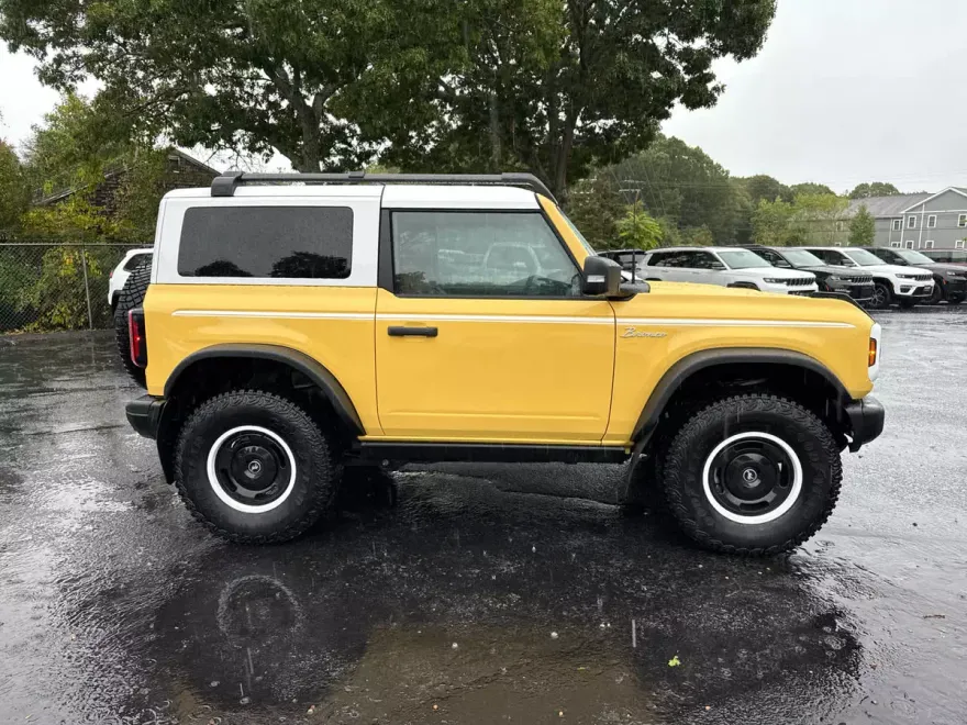 2024 Ford Bronco Heritage Limited First Edition photo 1