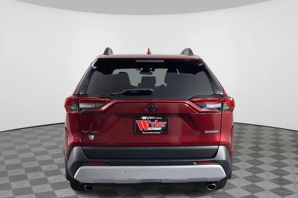 2023 Toyota RAV4 Adventure photo 1