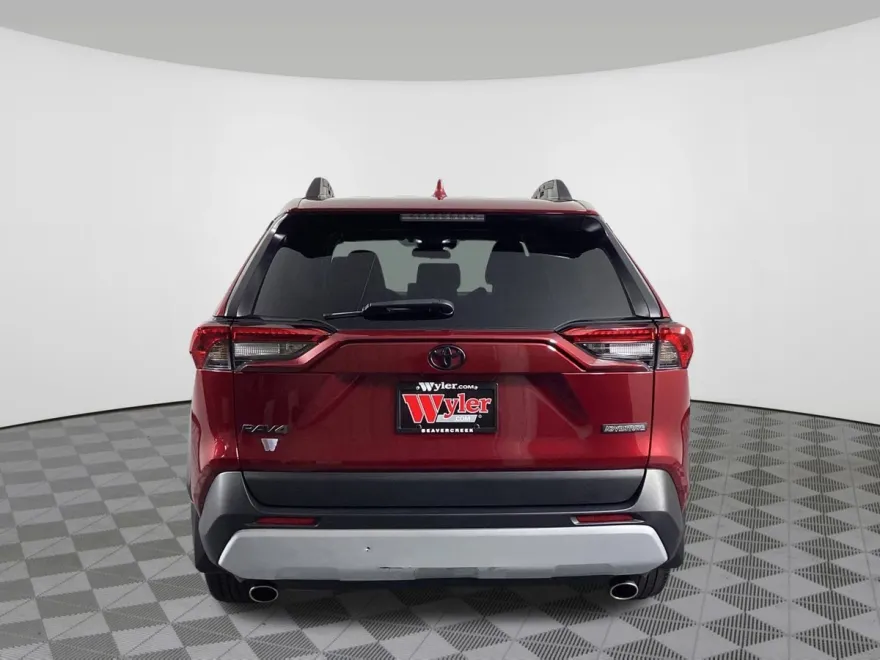 2023 Toyota RAV4 Adventure photo 1