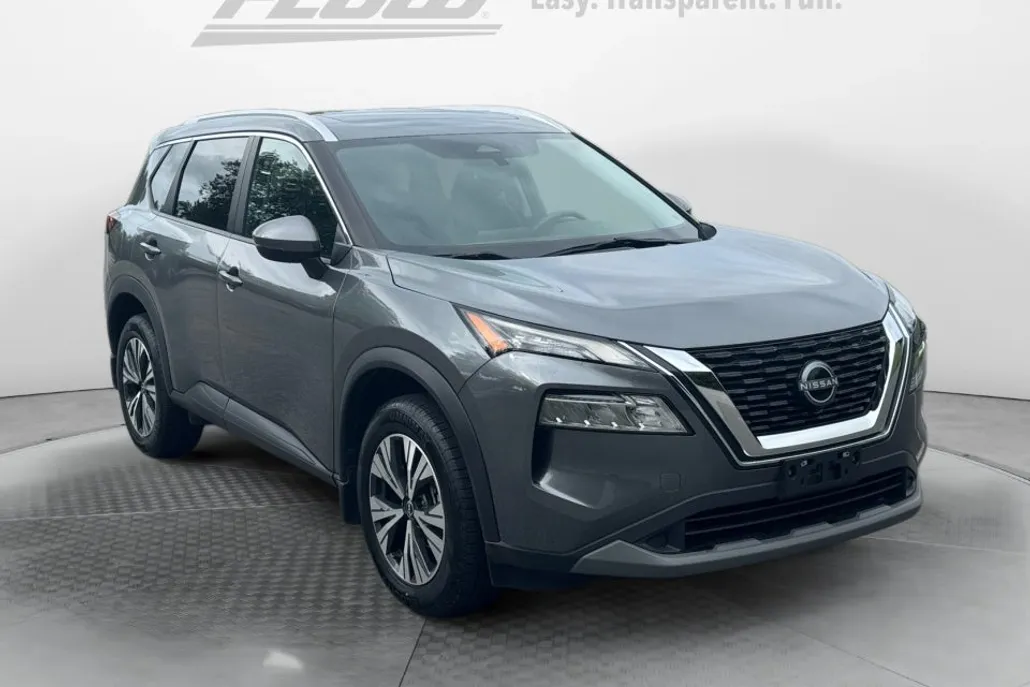2022 Nissan Rogue SV photo 1