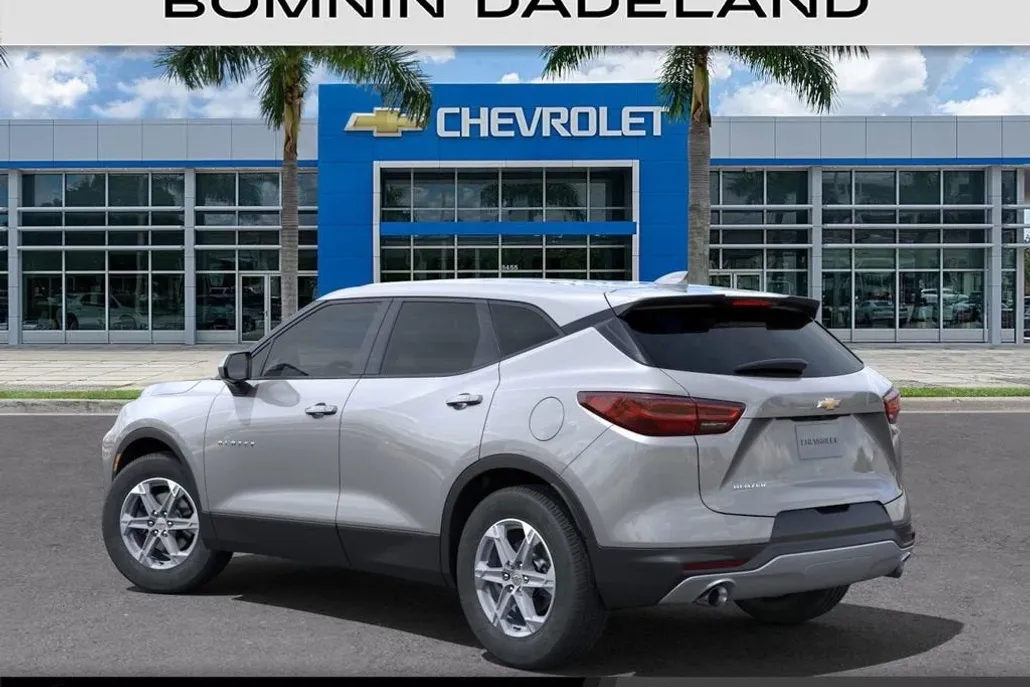 2025 Chevrolet Blazer 2LT photo 1