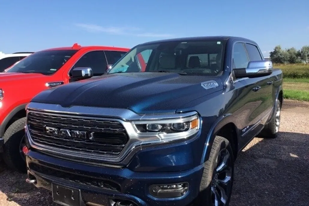 2024 Ram 1500 Limited photo 1