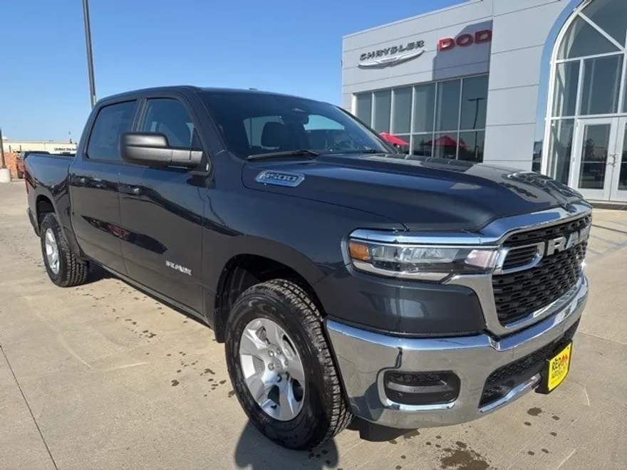 2025 Ram 1500 Tradesman photo 1