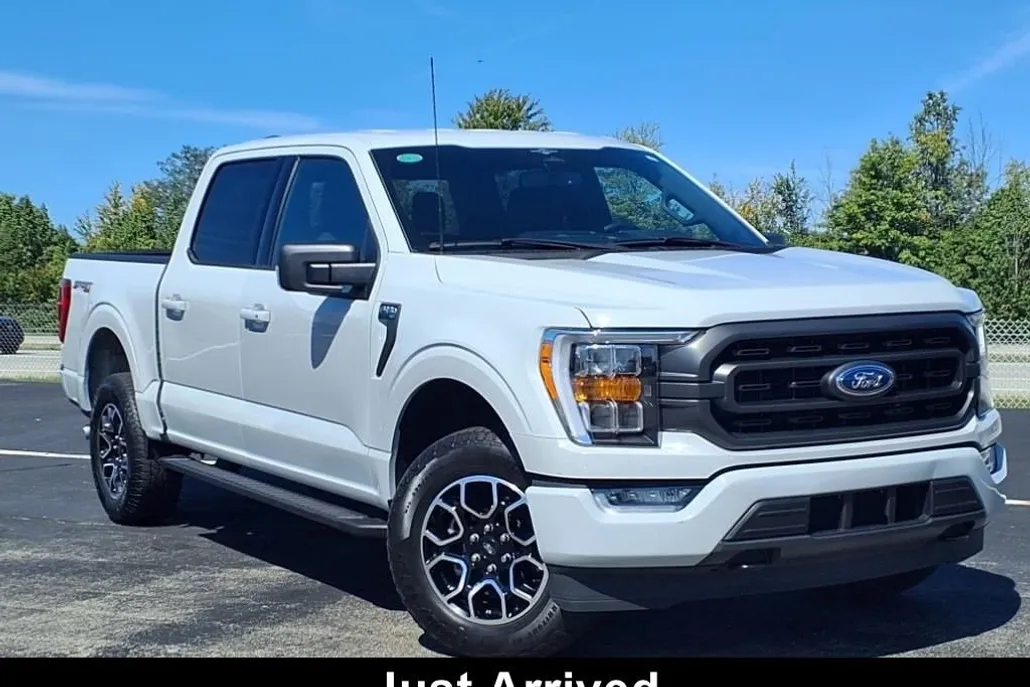 2023 Ford F-150 XL photo 1
