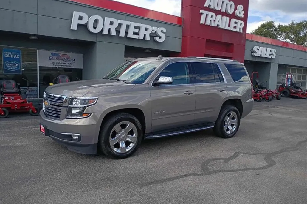 2017 Chevrolet Tahoe Premier photo 1