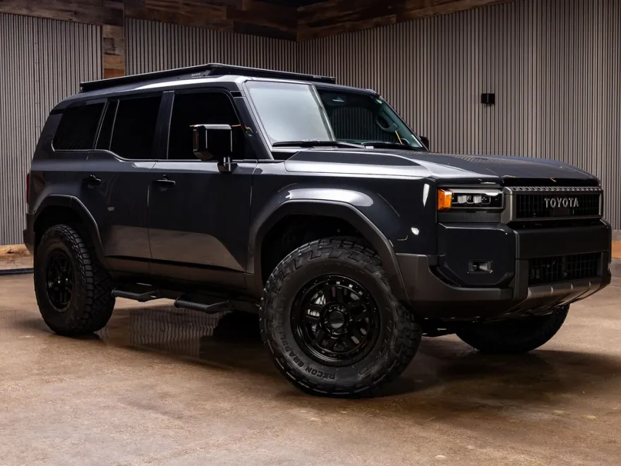 2025 Toyota Land Cruiser Base photo 1