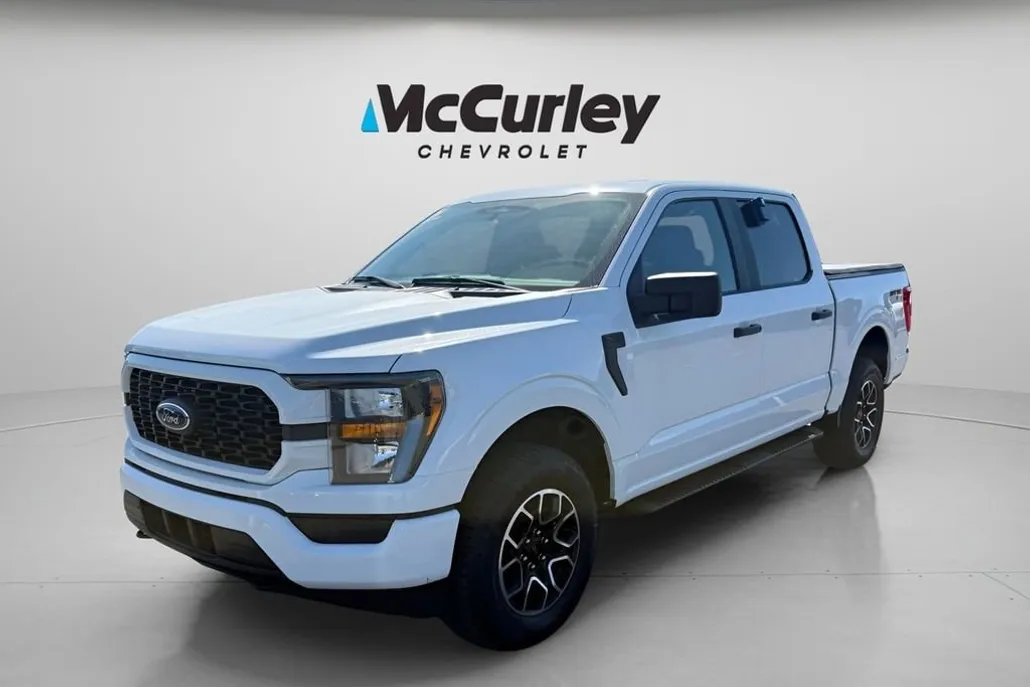 2023 Ford F-150 XL photo 1