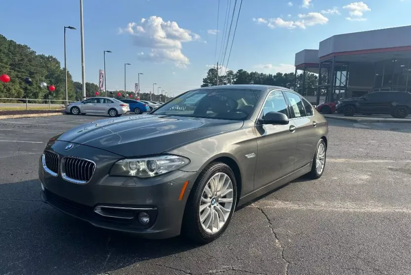 2015 Bmw 528i Sedan photo 1