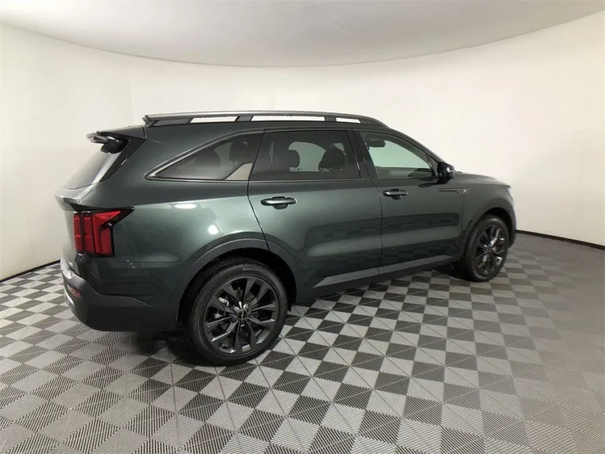 2023 Kia Sorento X-Line SX Prestige photo 1