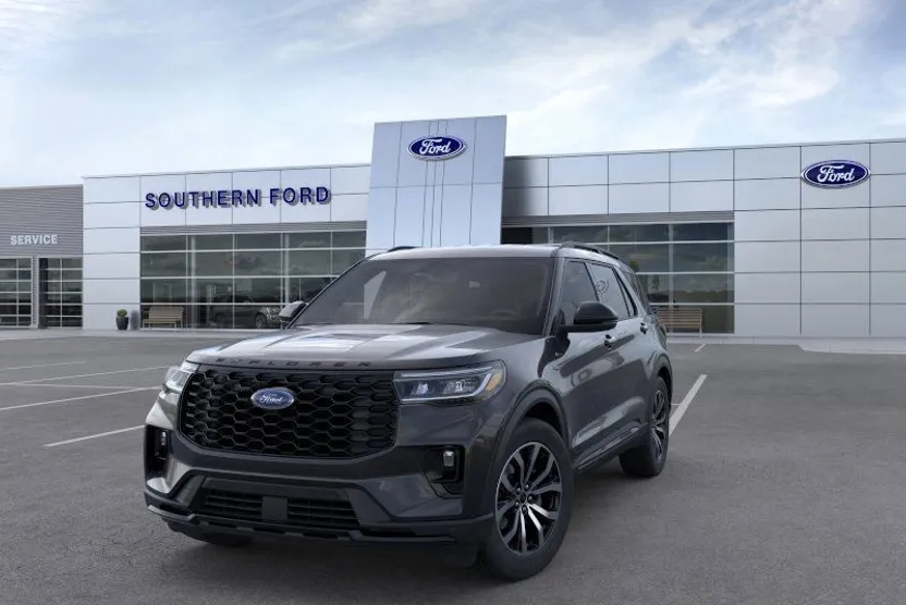 2025 Ford Explorer ST-Line photo 1