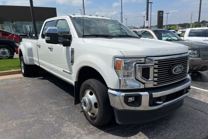 2022 Ford F-350 photo 1
