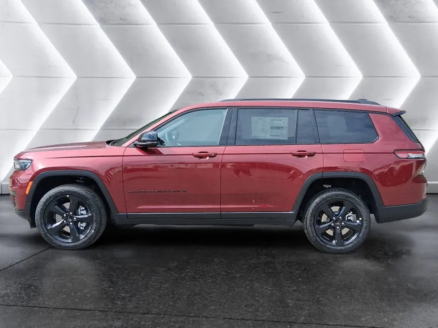 2025 Jeep Grand Cherokee Altitude X photo 1