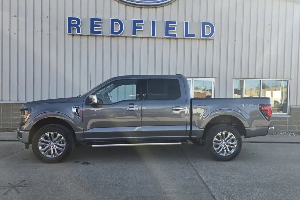2025 Ford F-150 XLT photo 1