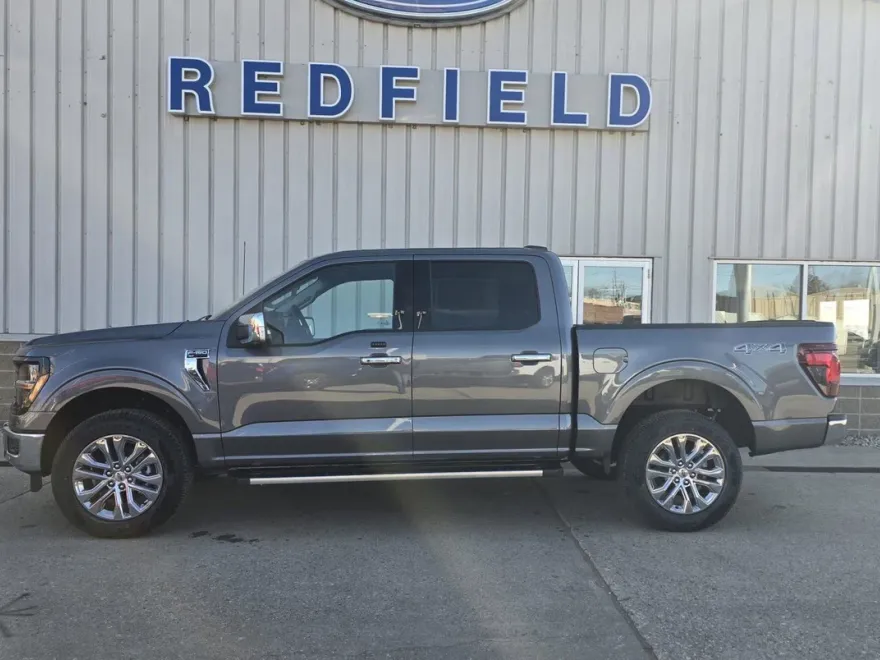 2025 Ford F-150 XLT photo 1