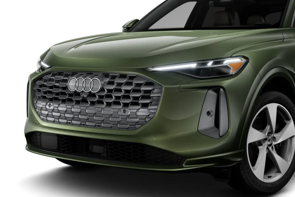 2025 Audi Q5 Premium Plus photo 1