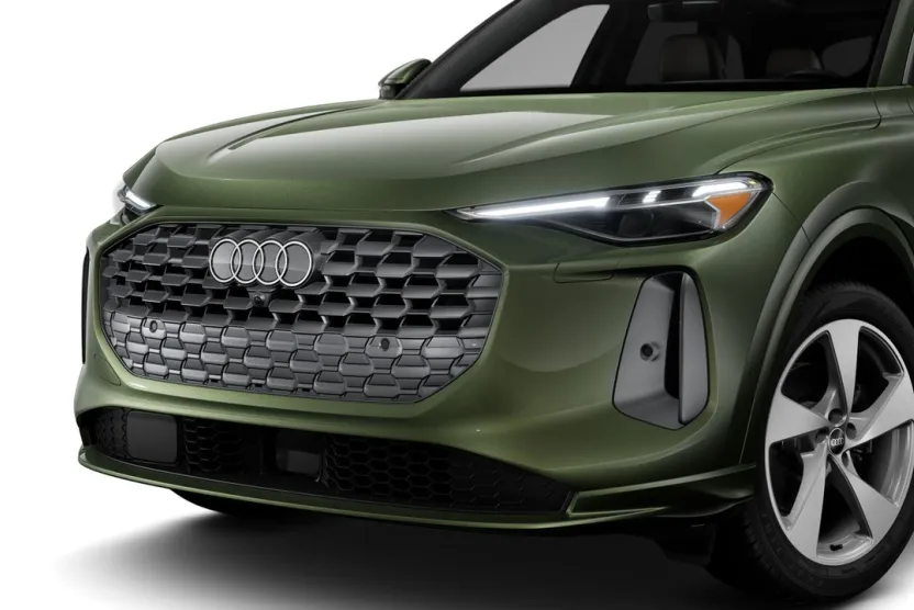 2025 Audi Q5 Premium Plus photo 1
