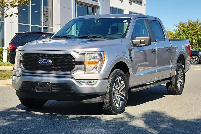 2021 Ford F-150 XL photo 1