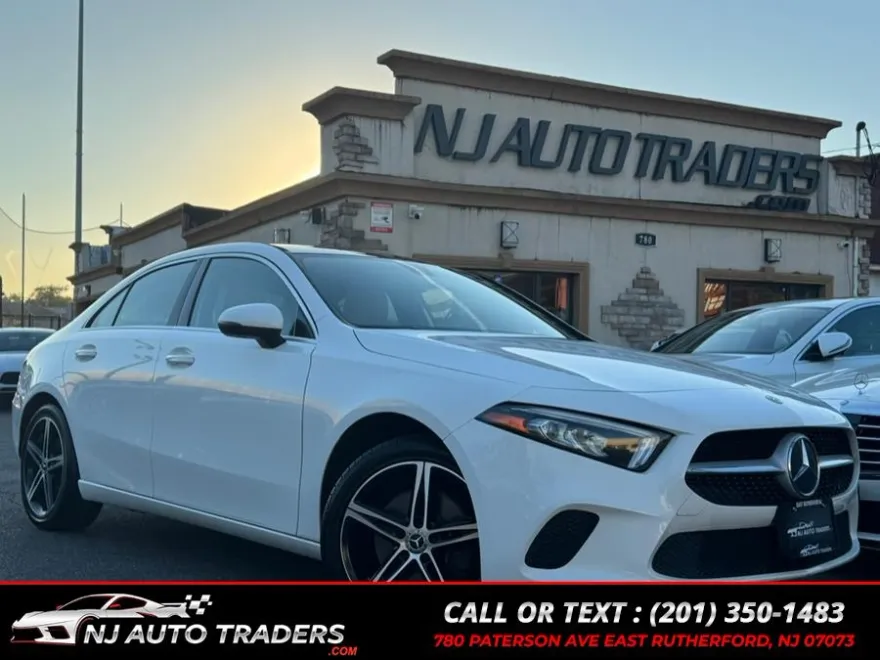2019 Mercedes Benz A 220 4MATIC photo 1