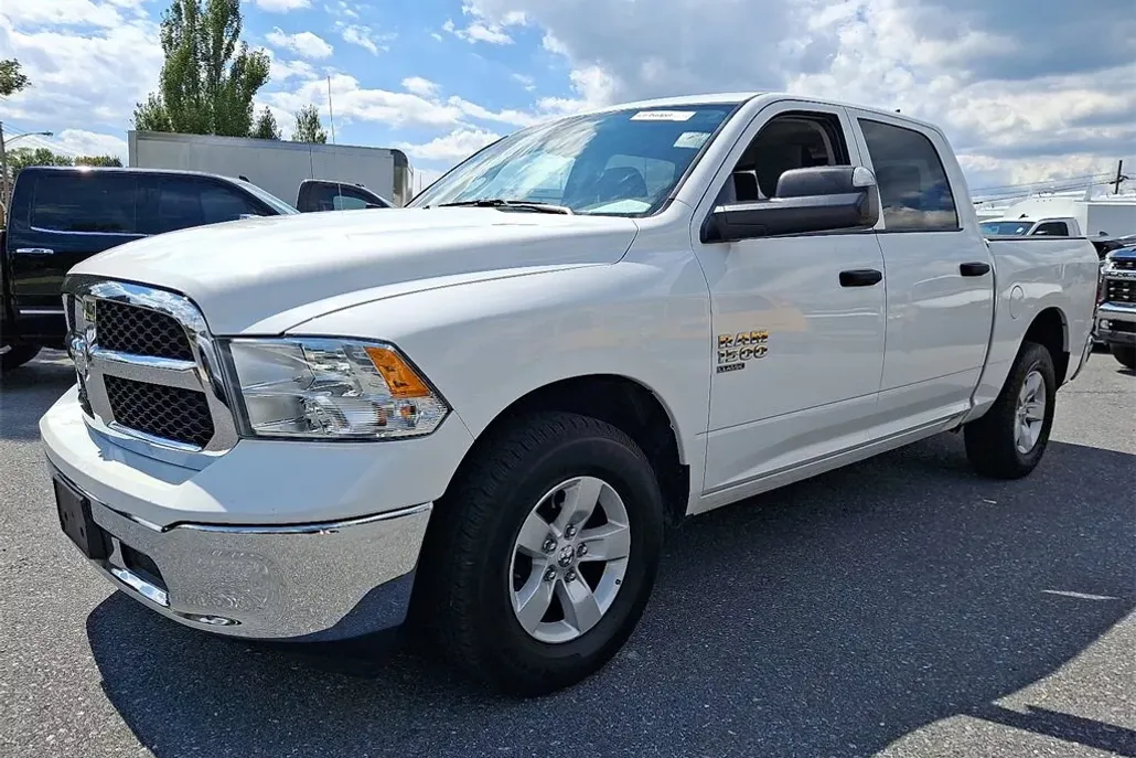 2023 Ram 1500 Classic SLT photo 1