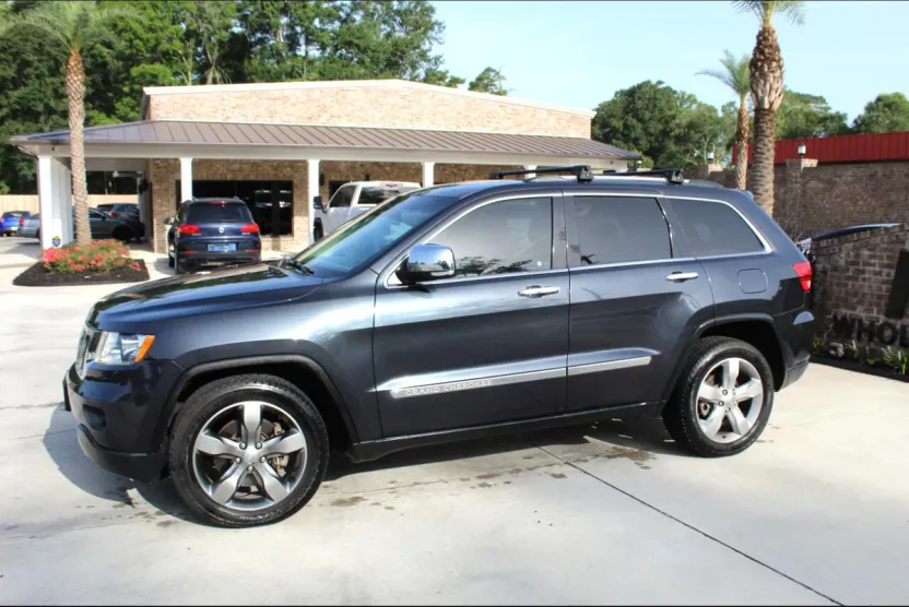 2013 Jeep Grand Cherokee Limited photo 1