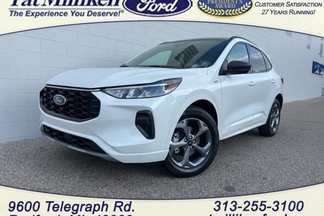2023 Ford Escape ST-Line photo 1