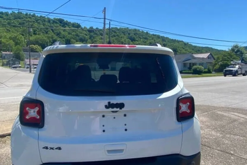 2020 Jeep Renegade Sport photo 1