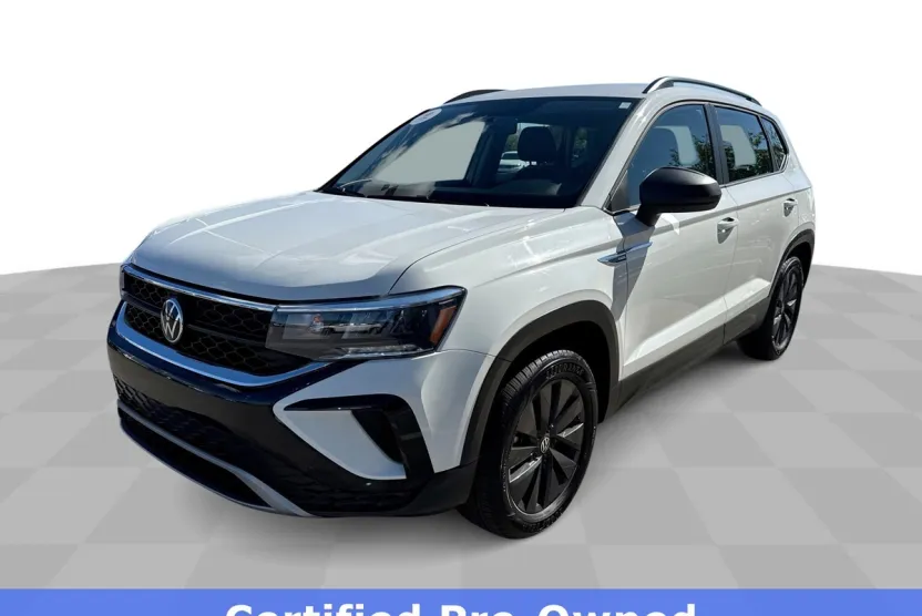 2022 Volkswagen Taos S photo 1