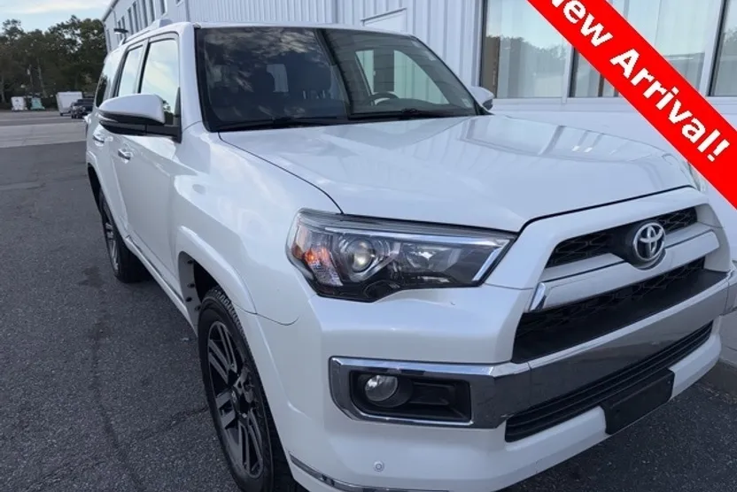 2018 Toyota 4Runner Limited photo 1