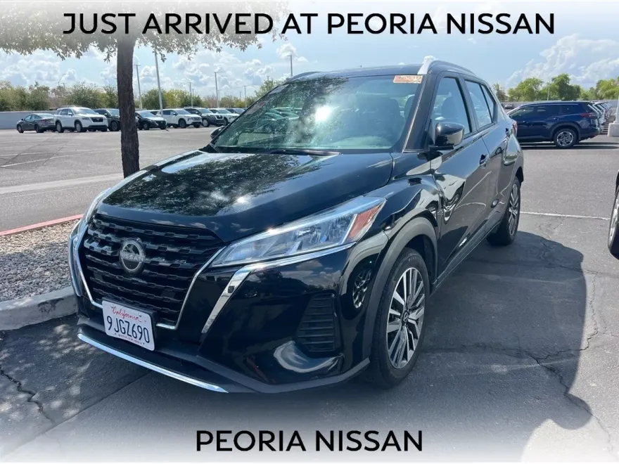 2024 Nissan Kicks SV photo 1
