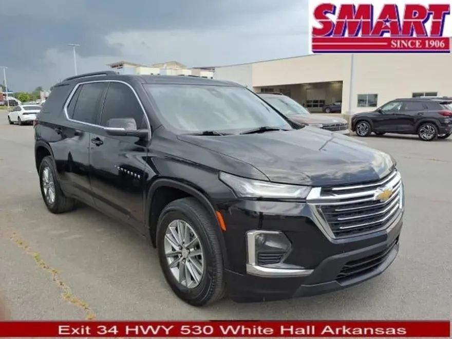 2023 Chevrolet Traverse 1LT photo 1
