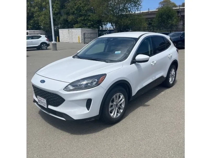 2020 Ford Escape SE photo 1