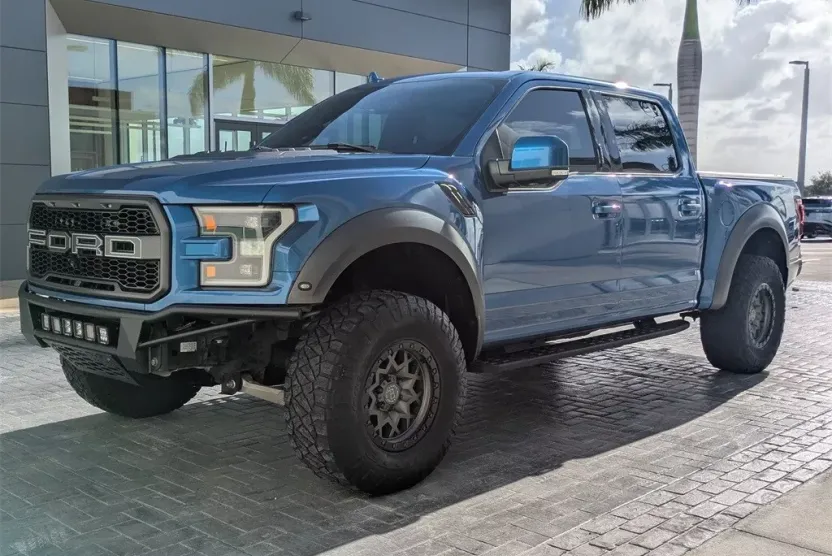 2019 Ford F-150 Raptor photo 1