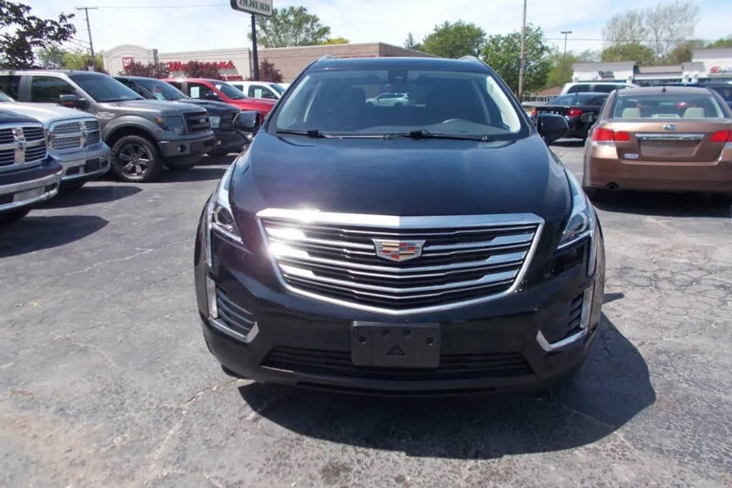 2019 Cadillac XT5 Luxury photo 1