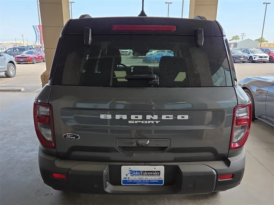 2025 Ford Bronco Sport Outer Banks photo 1