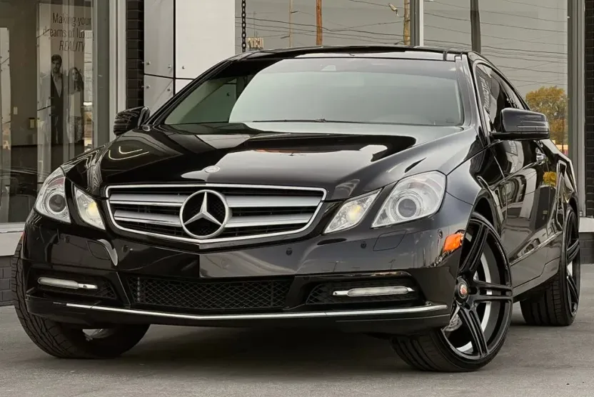 2012 Mercedes Benz E 350 photo 1