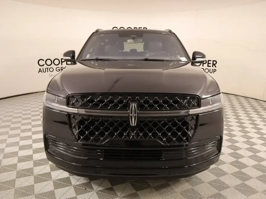 2025 Lincoln Navigator Reserve photo 1