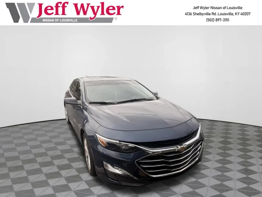 2022 Chevrolet Malibu 1LT photo 1