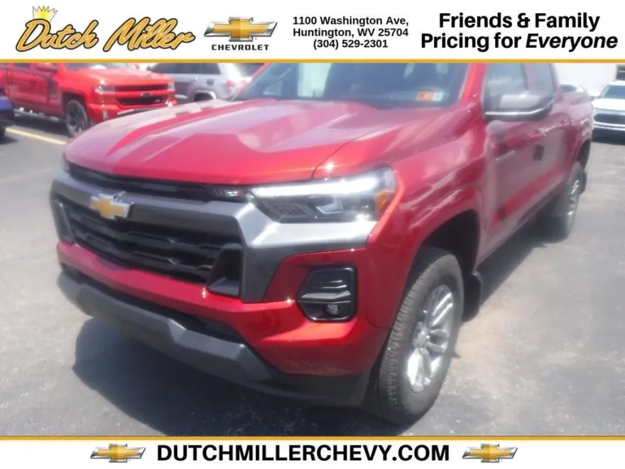 2025 Chevrolet Colorado Work Truck LT photo 1