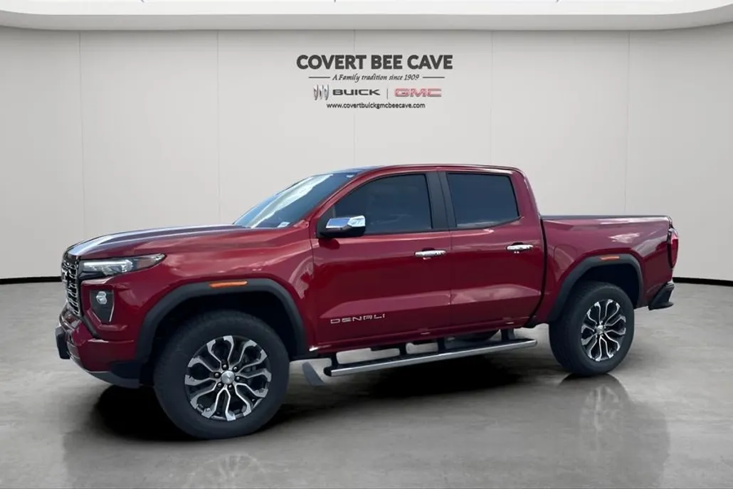 2025 Gmc Canyon Denali photo 1