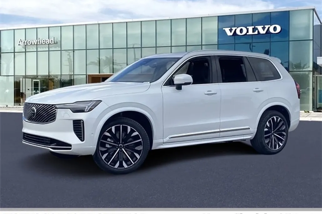 2025 Volvo XC90 photo 1