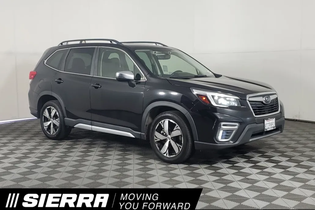 2021 Subaru Forester Touring photo 1