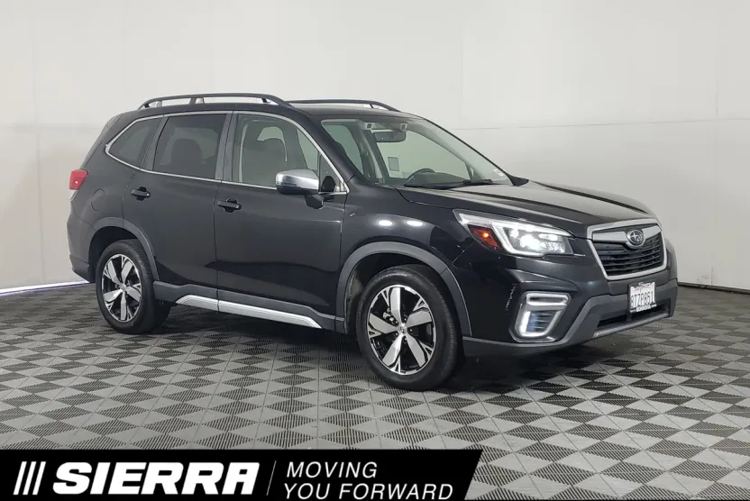 2021 Subaru Forester Touring photo 1