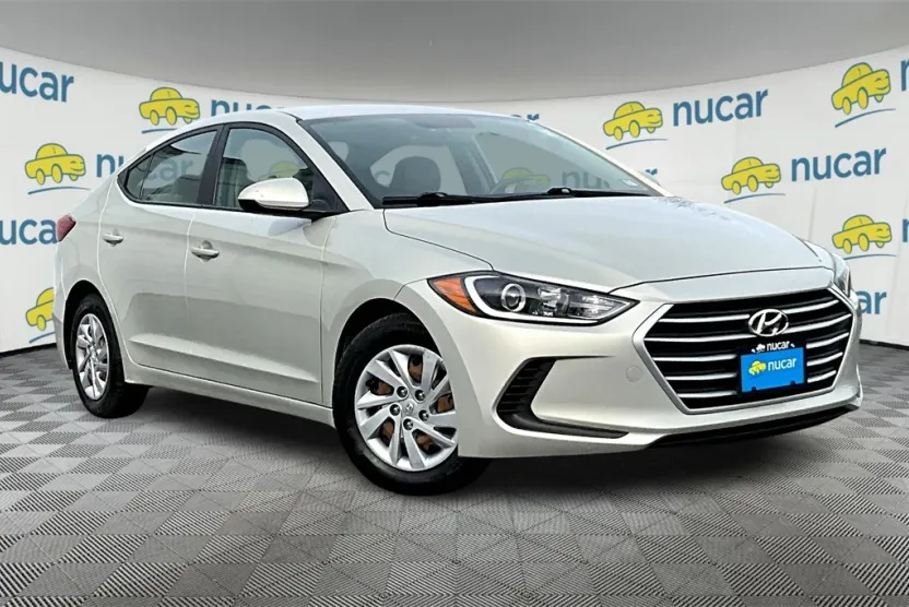 2017 Hyundai Elantra SE photo 1