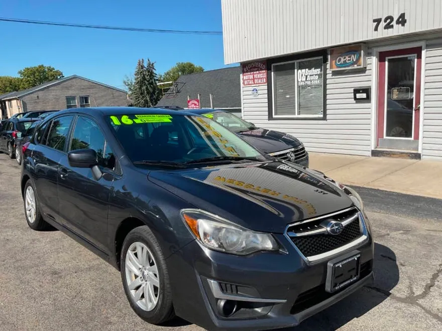 2016 Subaru Impreza 2.0i Premium photo 1